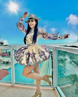 Maribel Guardia feet photo thumbnail