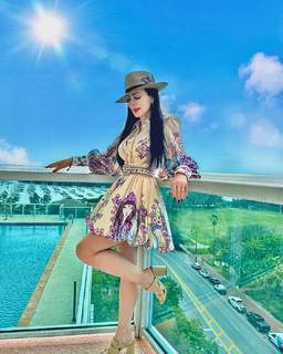 Maribel Guardia feet photo thumbnail