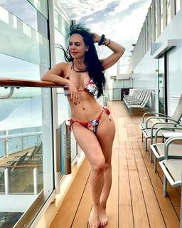 Maribel Guardia feet photo thumbnail