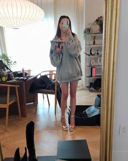 Imane Pokimane Anys feet photo thumbnail