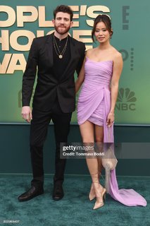 Jamie Chung feet photo thumbnail