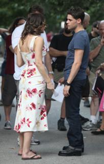 Katharine McPhee feet photo thumbnail