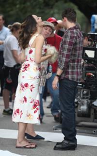 Katharine McPhee feet photo thumbnail