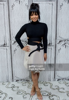 Christina Milian feet photo thumbnail