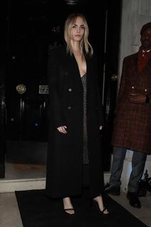 Cara Delevingne feet photo thumbnail