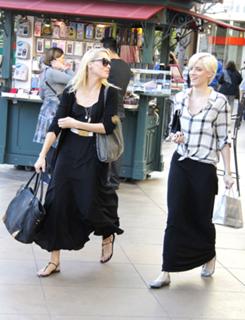 Amber Heard feet photo thumbnail