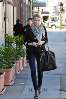 Amber Heard feet photo thumbnail
