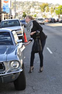 Amber Heard feet photo thumbnail