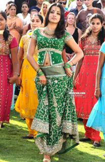 Trisha Krishnan feet photo thumbnail