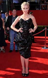Amber Heard feet photo thumbnail