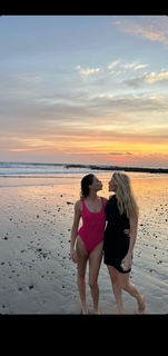 Ellie Goulding feet photo thumbnail