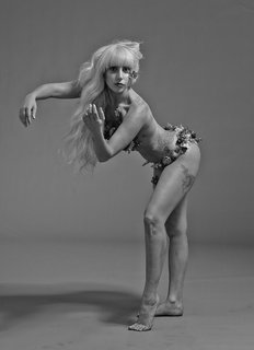 Lady Gaga feet photo thumbnail