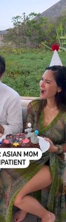 Olivia Munn feet photo thumbnail