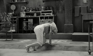 Emma Stone feet photo thumbnail