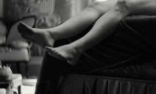Emma Stone feet photo thumbnail