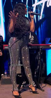 Haifa Wehbe feet photo thumbnail