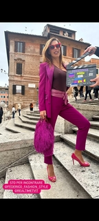 Veronica Maya feet photo thumbnail