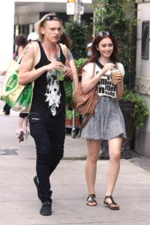 Lily Collins feet photo thumbnail
