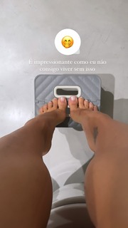 Kelly Key feet photo thumbnail