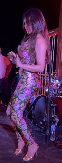 Haifa Wehbe feet photo thumbnail