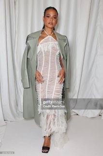 Christina Milian feet photo thumbnail