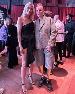 Lena Gercke feet photo thumbnail
