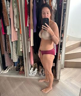 Vicky Pattison feet photo thumbnail