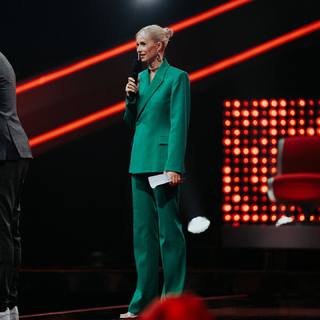 Lena Gercke feet photo thumbnail