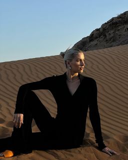 Lena Gercke feet photo thumbnail