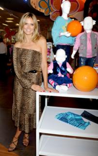 Heidi Klum feet photo thumbnail