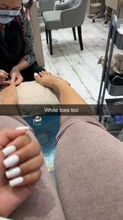 Queen Naija feet photo thumbnail