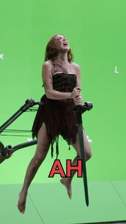 Millie Bobby Brown feet photo thumbnail