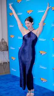 Kira Kosarin feet photo thumbnail