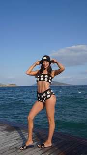 Jen Selter feet photo thumbnail