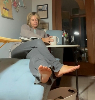 Kerstin Lindquist feet photo thumbnail