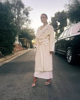 Jordana Brewster feet photo thumbnail