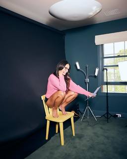 Jordana Brewster feet photo thumbnail