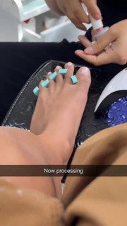 Christina Milian feet photo thumbnail