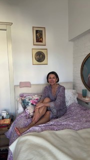 Anna Popek feet photo thumbnail