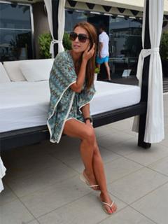 Paula Echevarría feet photo thumbnail