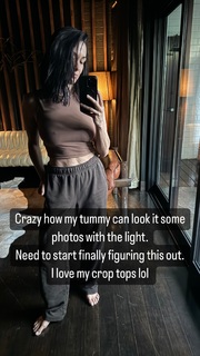 Nikki Garcia feet photo thumbnail