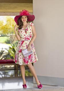 Miranda Kerr feet photo thumbnail