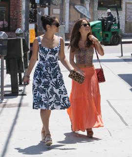 Vanessa Hudgens feet photo thumbnail