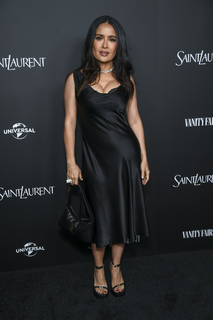 Salma Hayek feet photo thumbnail