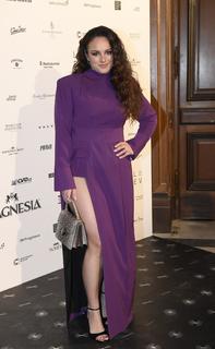 Ewa Farna feet photo thumbnail