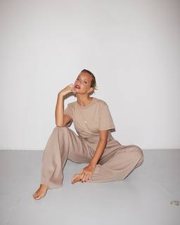 Margarida Corceiro feet photo thumbnail