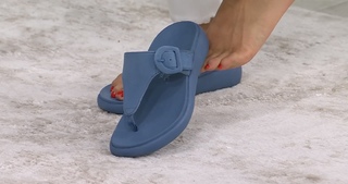 Courtney Khondabi feet photo thumbnail