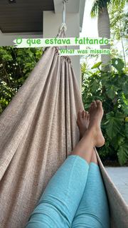Lais Ribeiro feet photo thumbnail