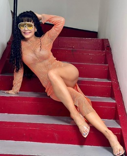 Maribel Guardia feet photo thumbnail