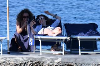 Lily Collins feet photo thumbnail